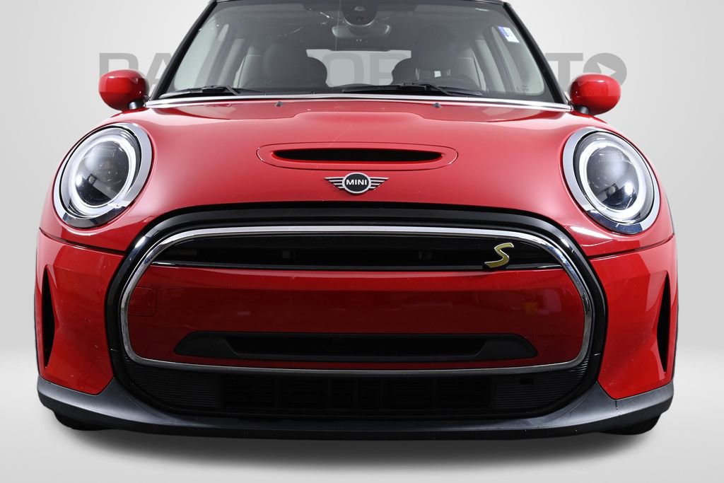 Certified 2023 MINI Cooper SE image 2