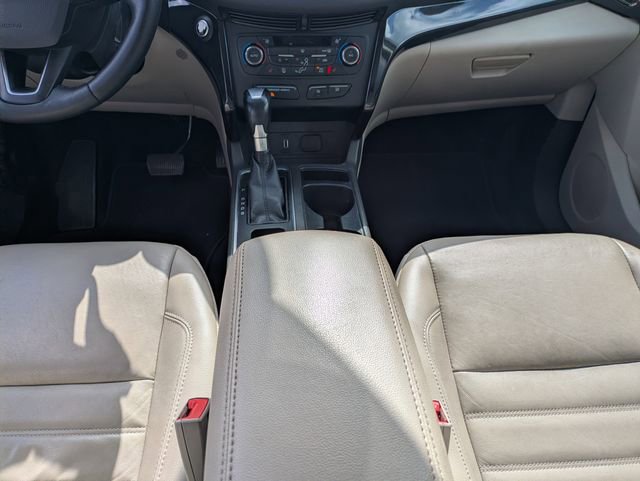 Used 2017 Ford Escape Titanium image 17