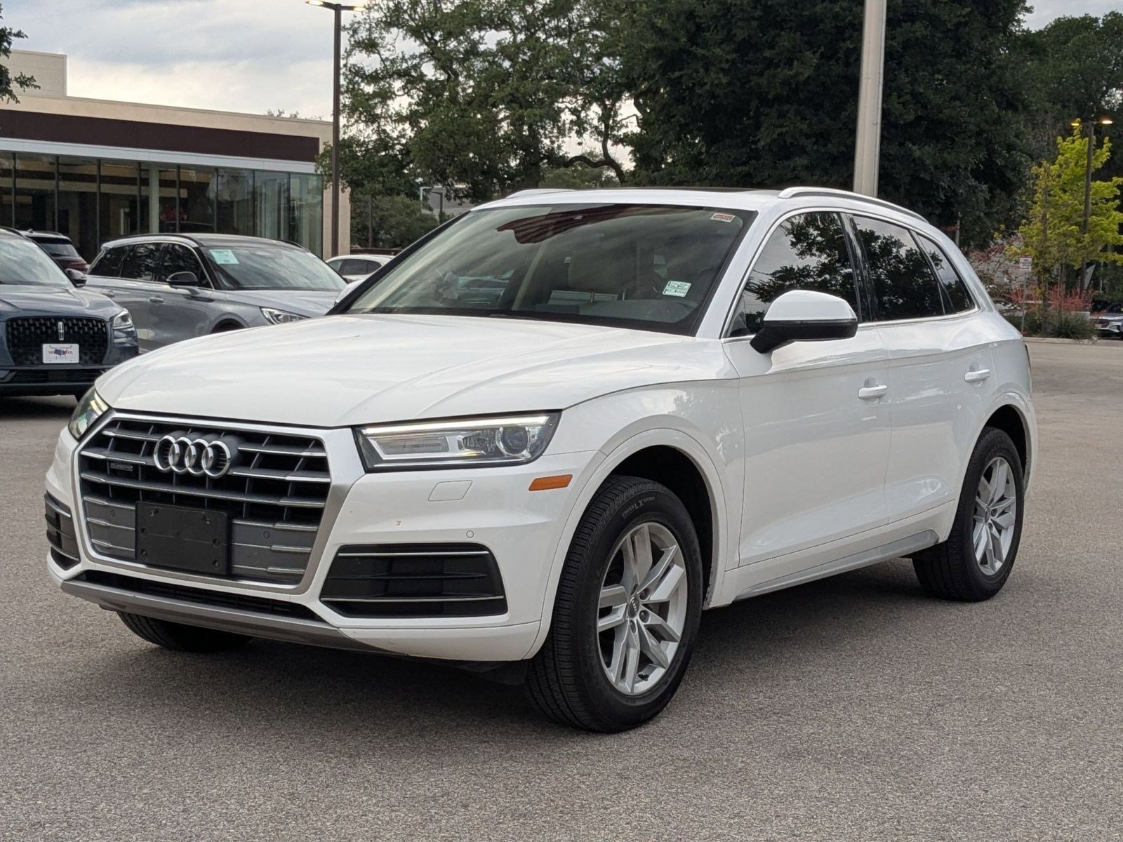 Used 2020 Audi Q5 2.0T Premium w/ Convenience Package AWD/4WD image 7