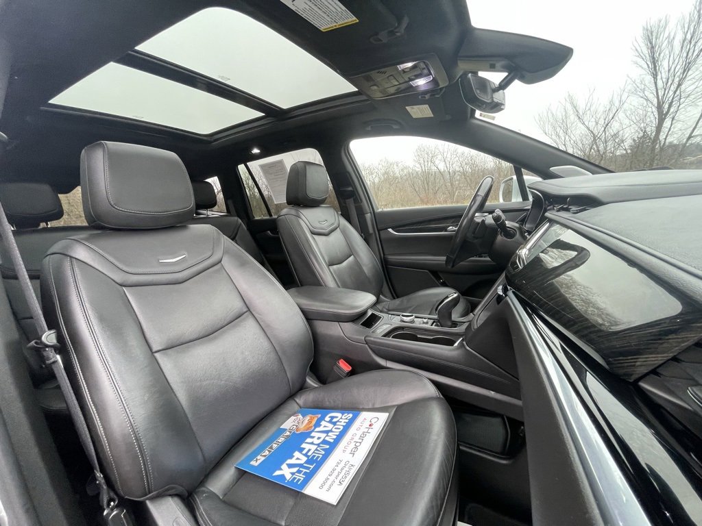 Used 2020 Cadillac XT6 Premium Luxury image 12