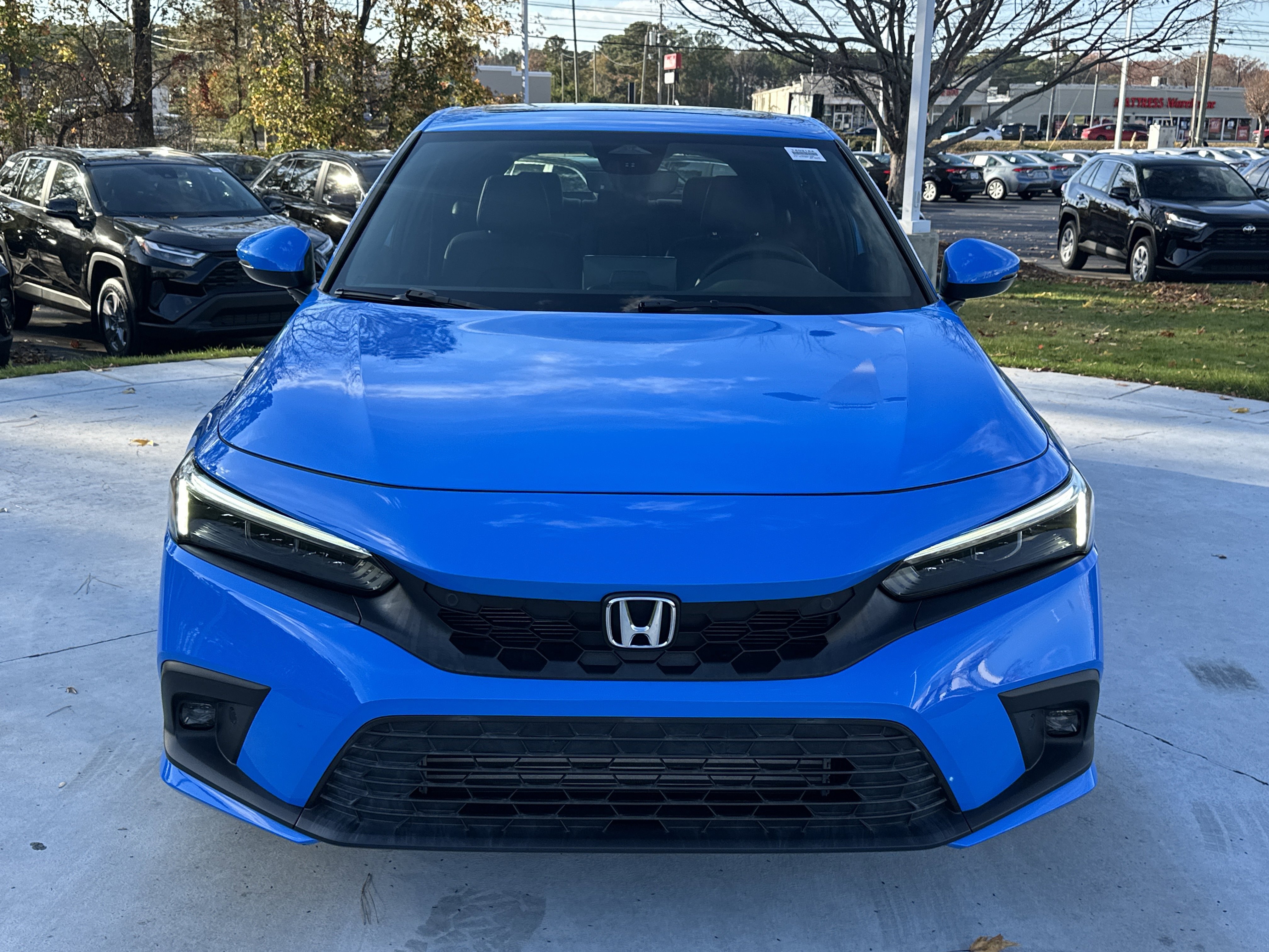 Used 2022 Honda Civic Sport Touring image 3