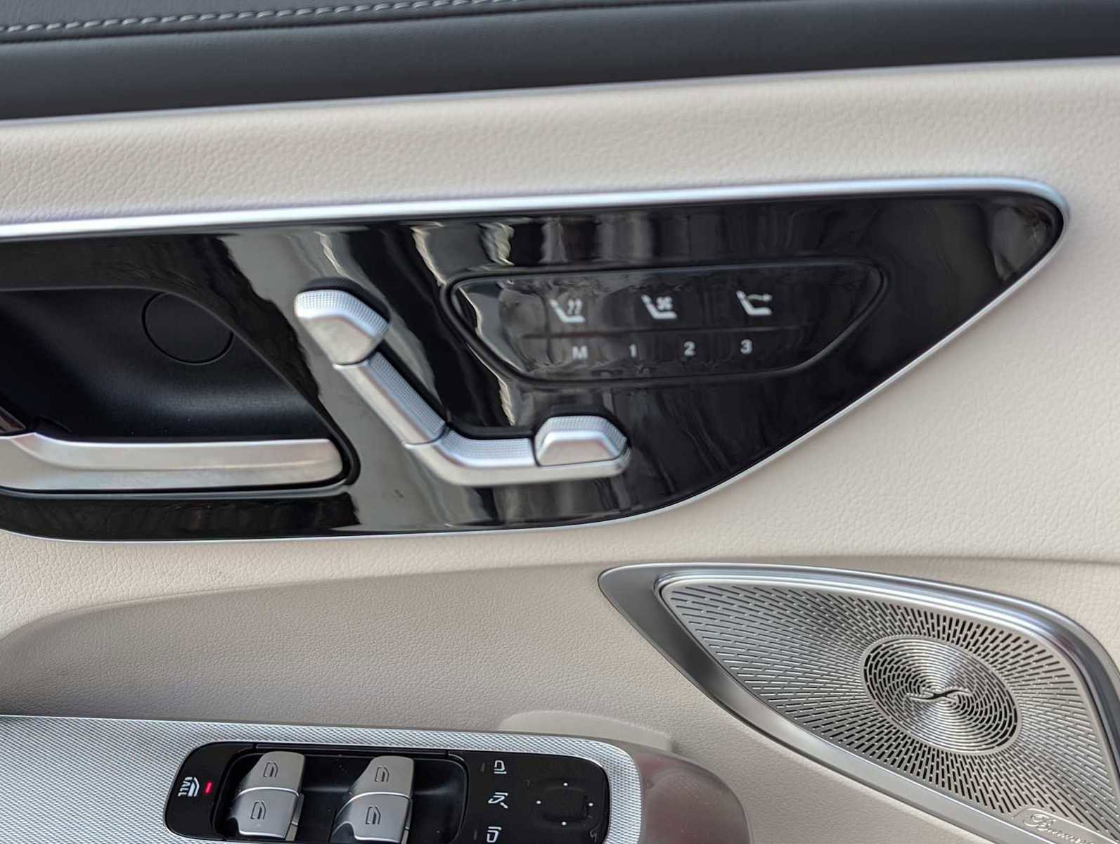 Used 2024 Mercedes-Benz CLE 300 4MATIC Cabriolet image 22