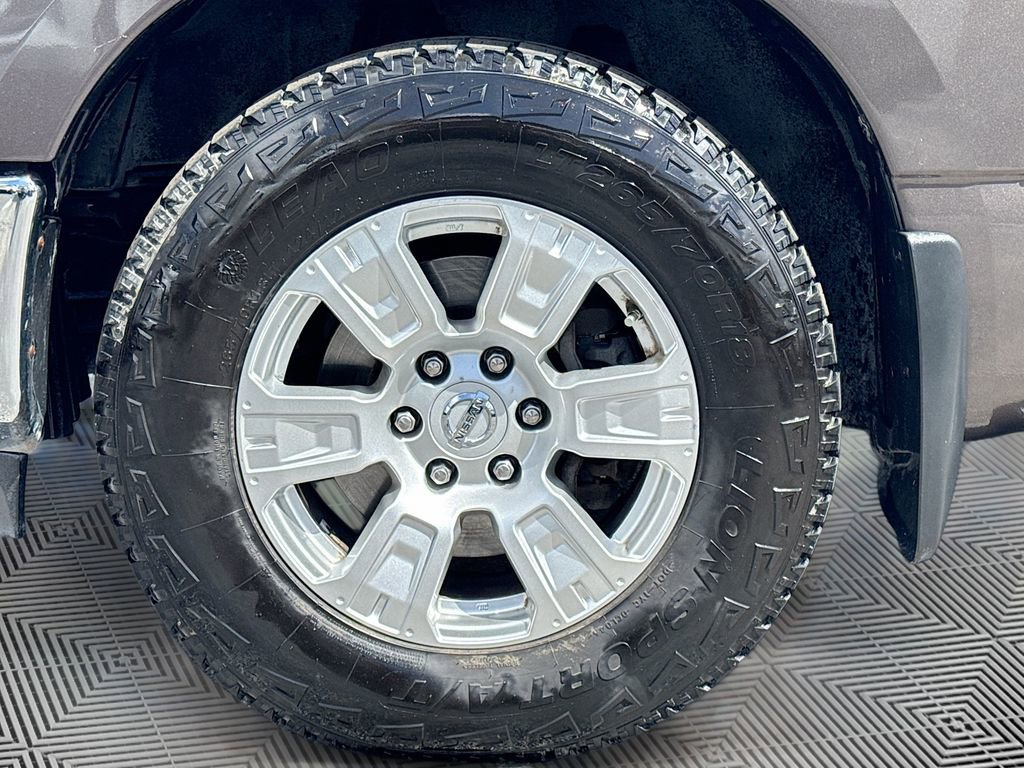 Used 2019 Nissan Titan SV w/ SV Convenience Package AWD/4WD image 32