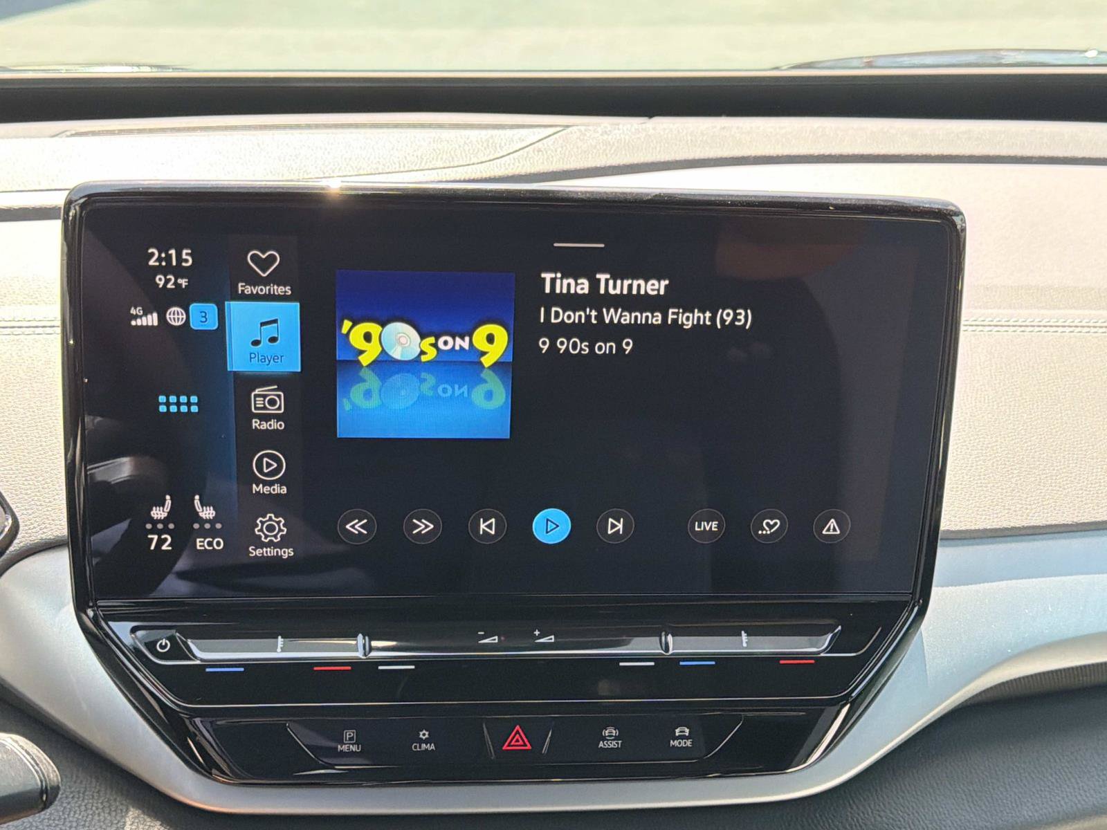 Certified 2023 Volkswagen ID.4 Pro AWD/4WD image 21