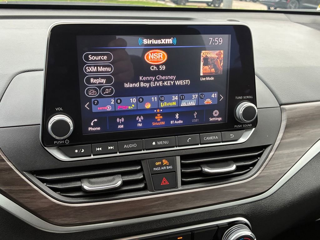 Used 2023 Nissan Altima 2.5 SV FWD image 22