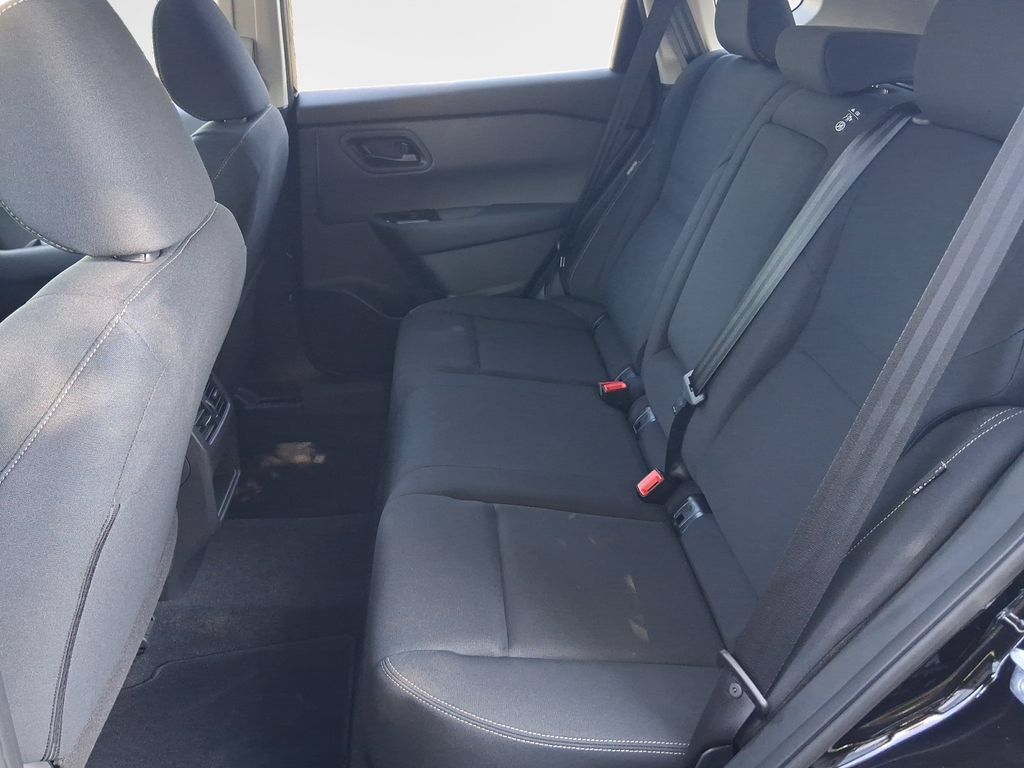 Used 2026 Nissan Rogue S FWD image 24