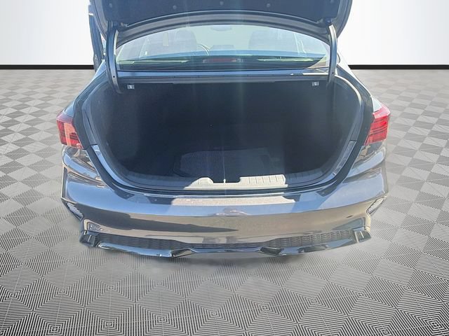 Used 2023 Kia Forte GT-Line w/ GT-Line Technology Package FWD image 24