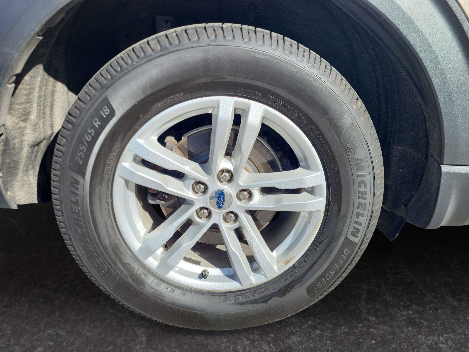 Used 2021 Ford Explorer XLT w/ Equipment Group 202A image 29