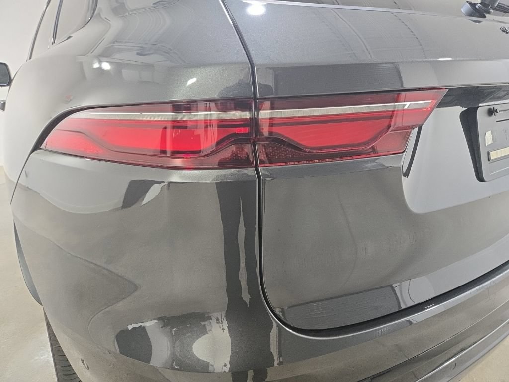 New 2026 Jaguar F-PACE R-Dynamic S AWD/4WD image 11