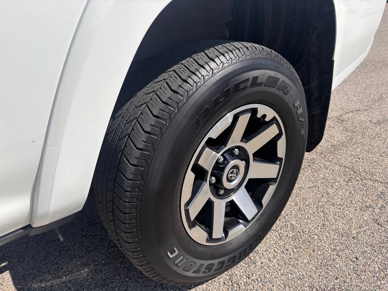 Used 2023 Toyota 4Runner TRD Off-Road Premium w/ Off Road Premium Plus Package AWD/4WD image 13