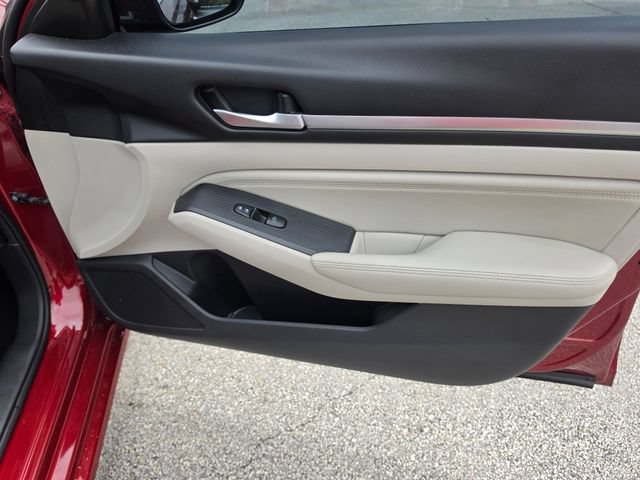 Used 2019 Nissan Altima 2.5 SV AWD/4WD image 23