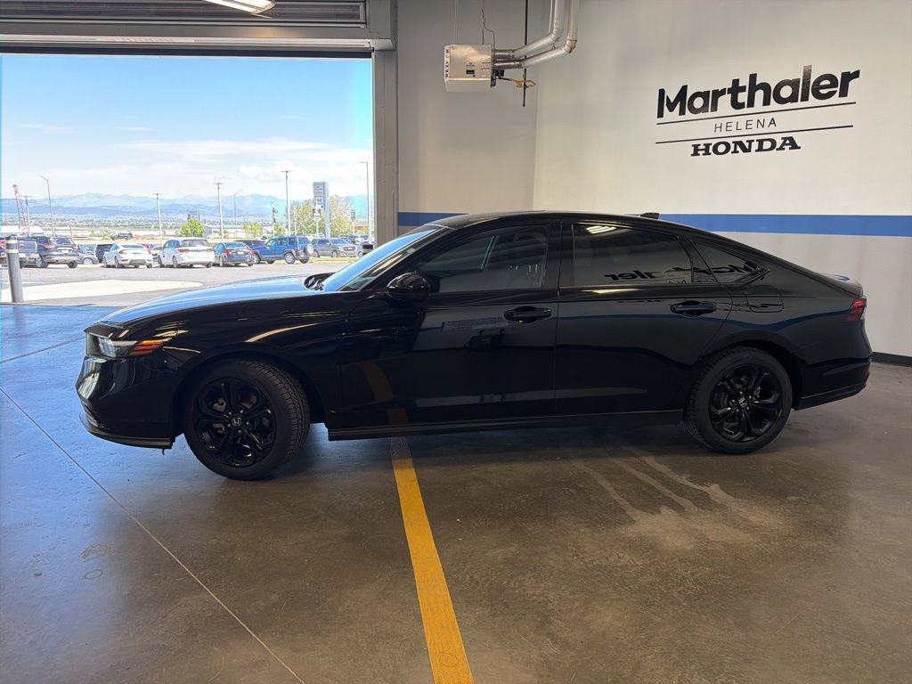 Certified 2025 Honda Accord SE image 9