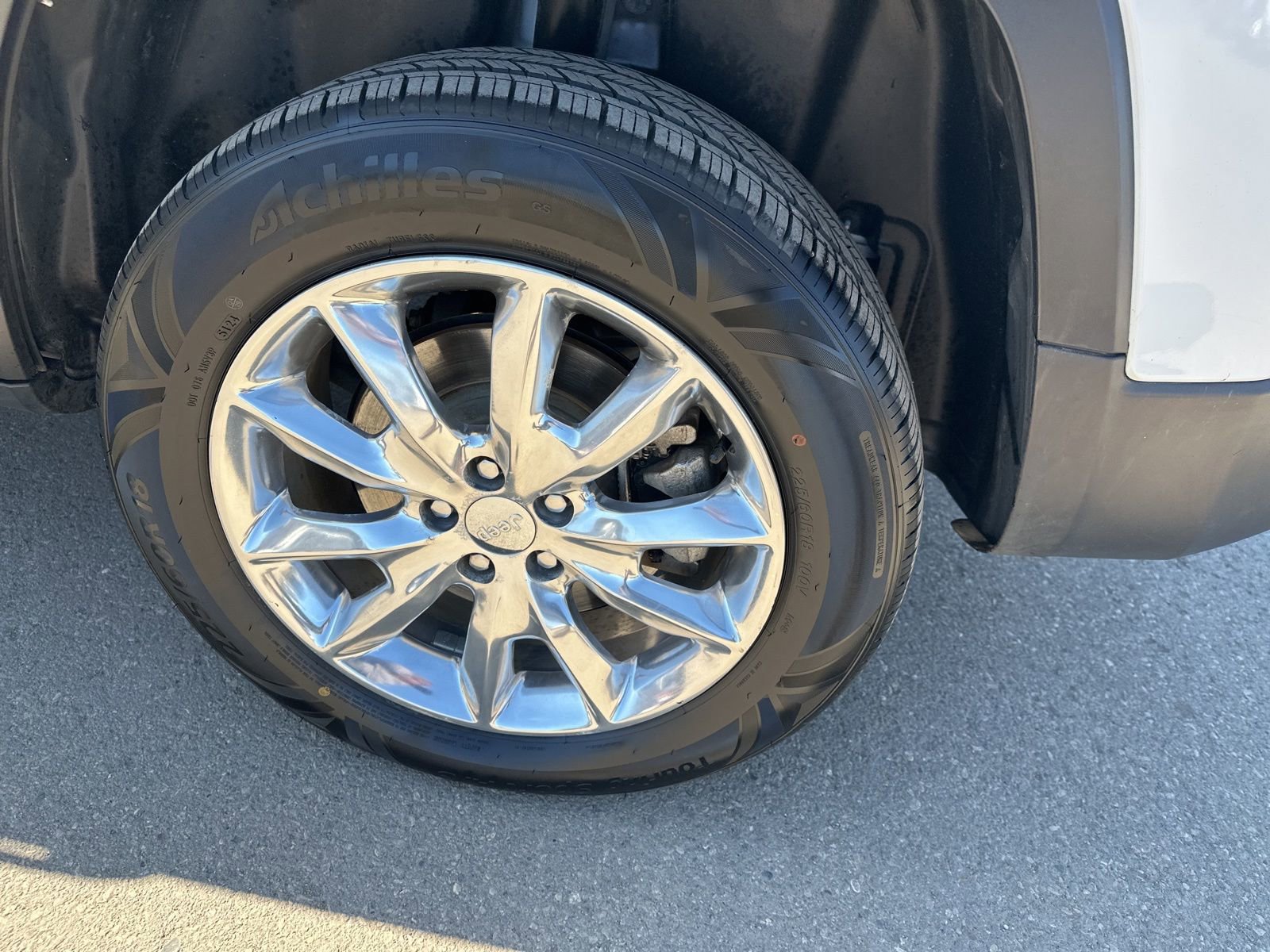 Used 2014 Jeep Cherokee Limited w/ Trailer Tow Group image 9