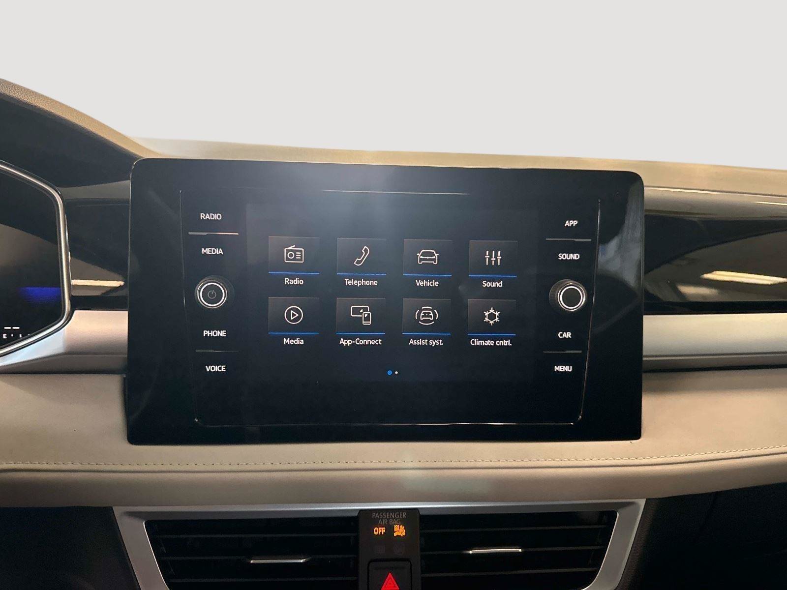 New 2026 Volkswagen Taos SE AWD/4WD image 25