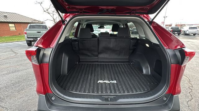 Used 2024 Toyota RAV4 LE image 36