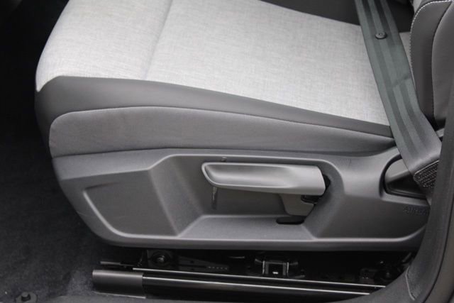 New 2025 Volkswagen ID.4 Pro AWD/4WD image 11