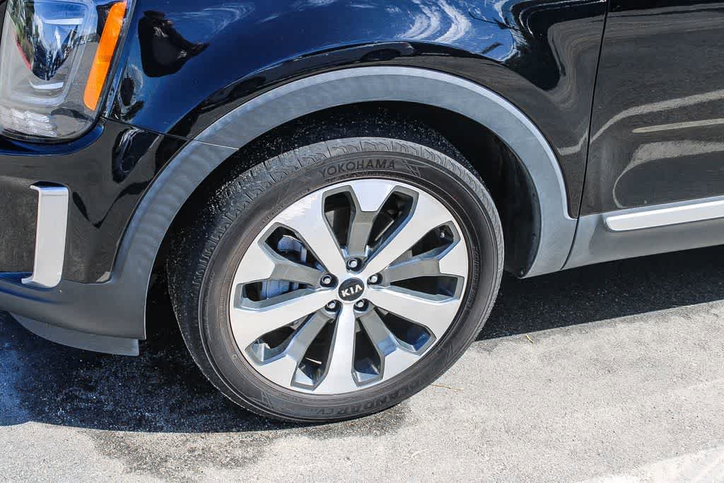 Used 2020 Kia Telluride S FWD image 6
