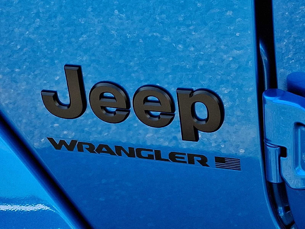 New 2027 Jeep Wrangler Unlimited Sahara w/ Whitecap Package AWD/4WD image 21