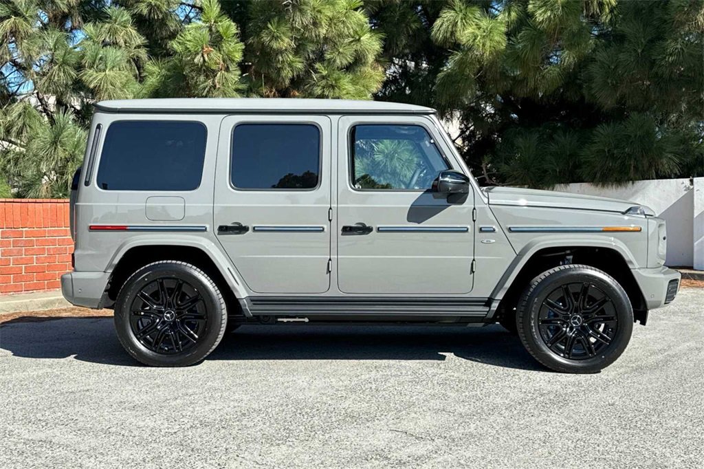 New 2025 Mercedes-Benz G 580 w/ EQ Technology image 3