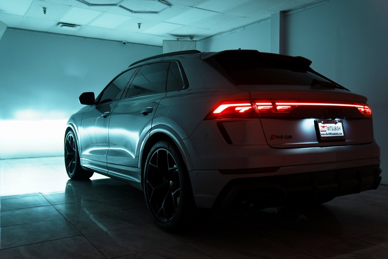 Used 2025 Audi RS Q8 performance image 51