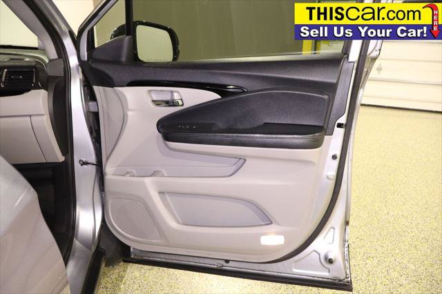 Used 2017 Honda Pilot Touring image 40
