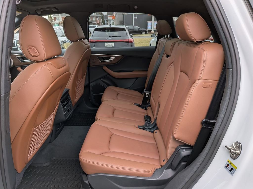 New 2026 Audi Q7 2.0T Premium AWD/4WD image 14