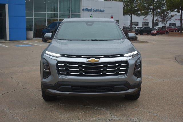 New 2026 Chevrolet Equinox LT w/ Convenience Package II image 2
