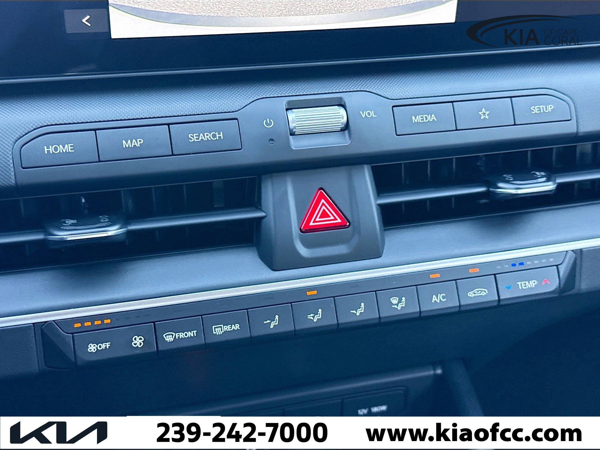 New 2025 Kia K4 LXS image 29