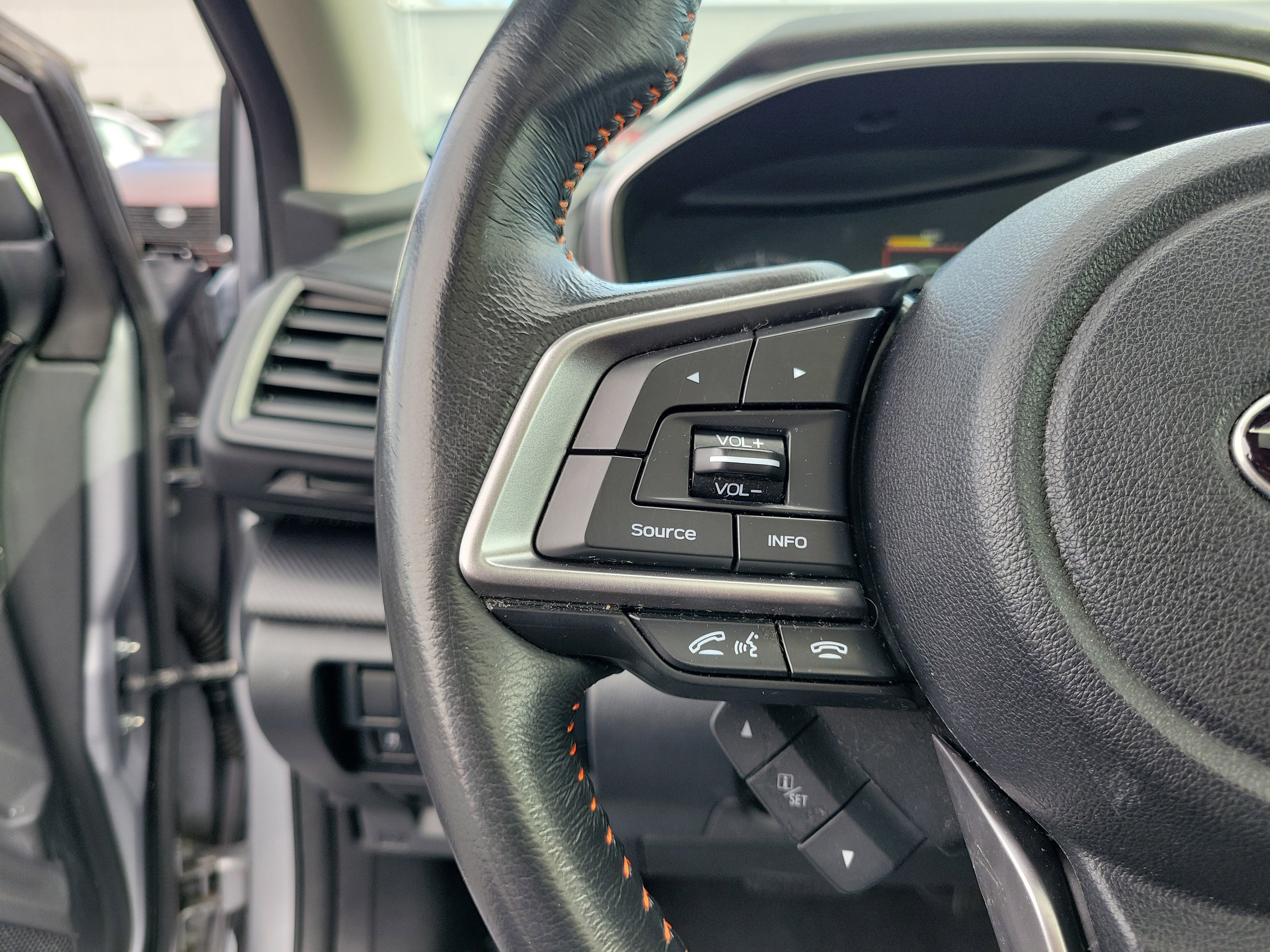 Used 2021 Subaru Crosstrek 2.0i Premium w/ Moonroof Package image 22