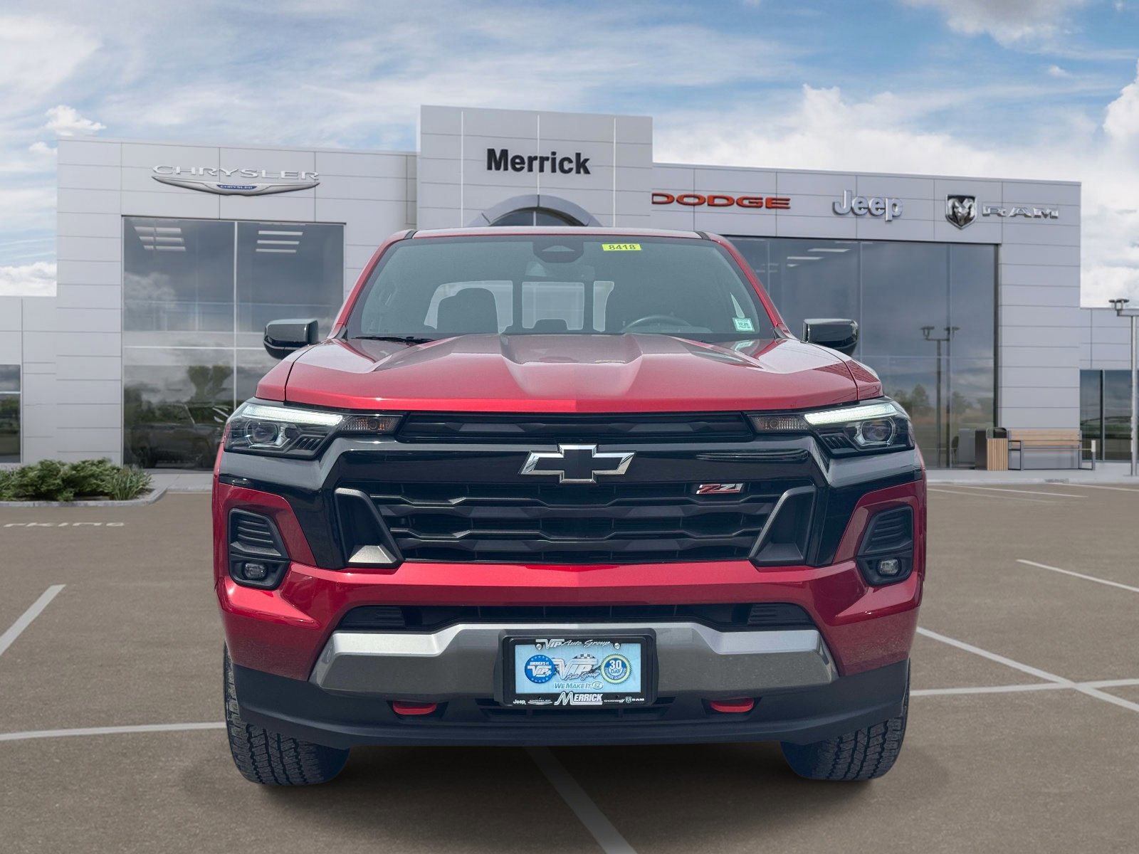 Used 2023 Chevrolet Colorado Z71 w/ Z71 Convenience Package 2 AWD/4WD image 3