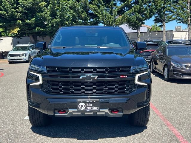 Used 2024 Chevrolet Tahoe Z71 w/ Luxury Package AWD/4WD image 4