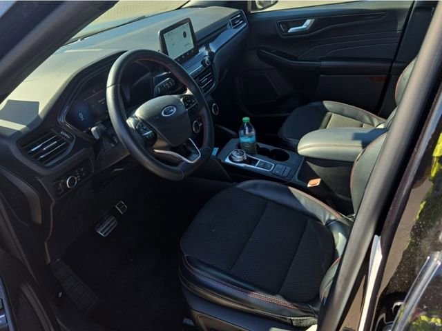 Used 2024 Ford Escape ST-Line image 6