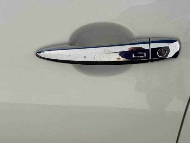 Used 2025 Nissan Altima 2.5 SV FWD image 19