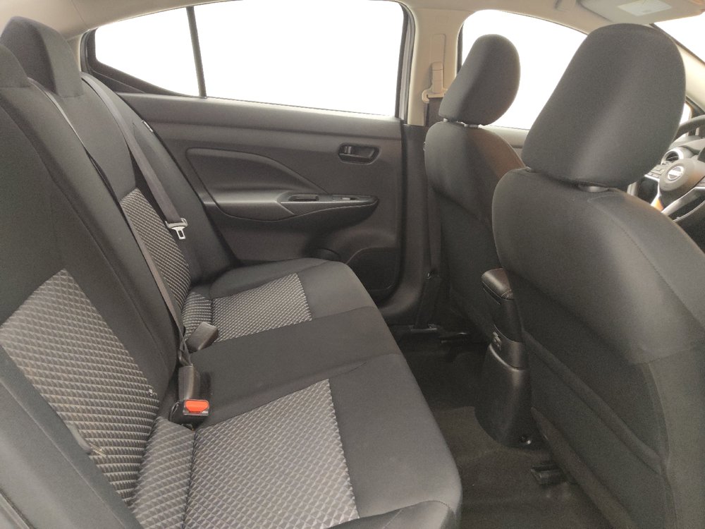 Used 2022 Nissan Versa S FWD image 19