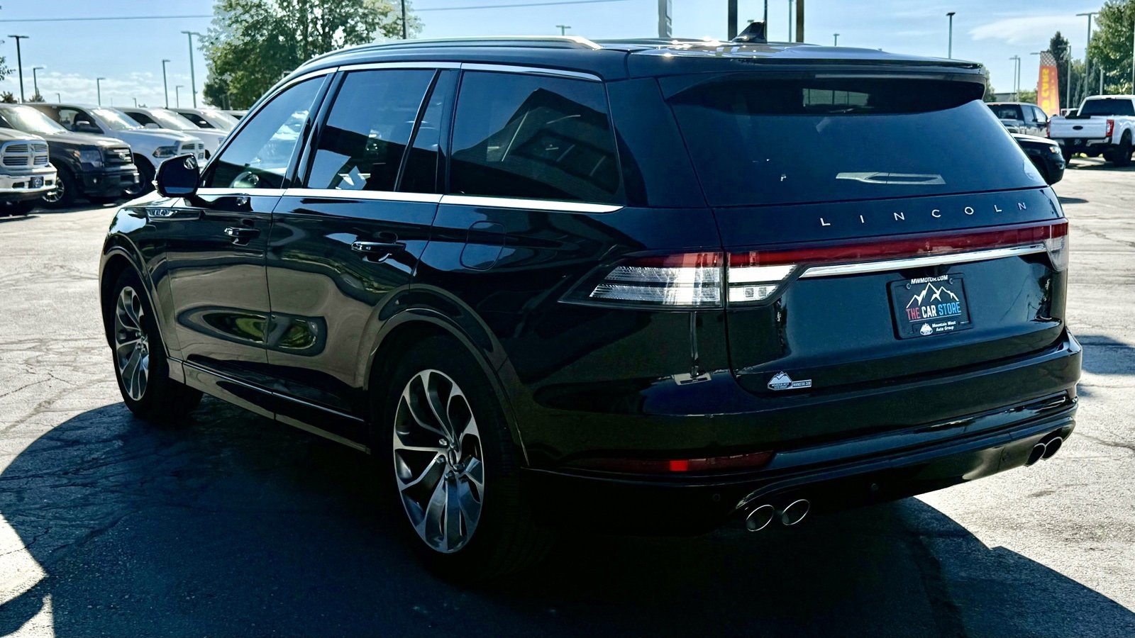 Used 2020 Lincoln Aviator Grand Touring w/ Equipment Group 302A image 11