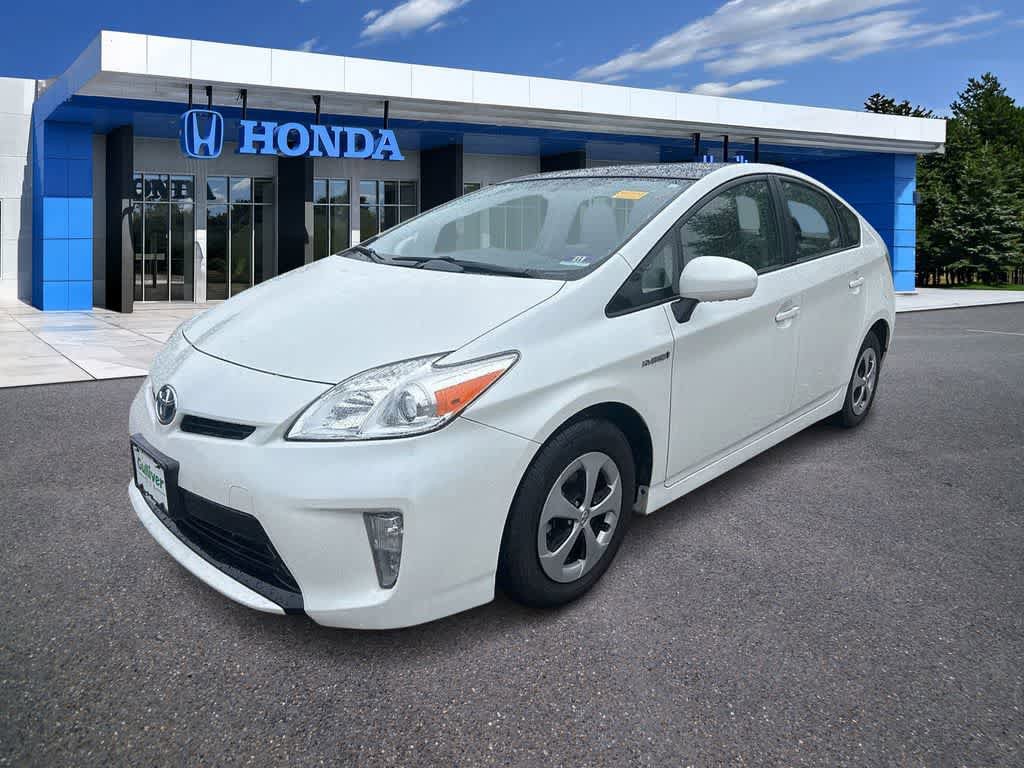 Used 2013 Toyota Prius Four w/ Deluxe Solar Roof Pkg FWD image 1