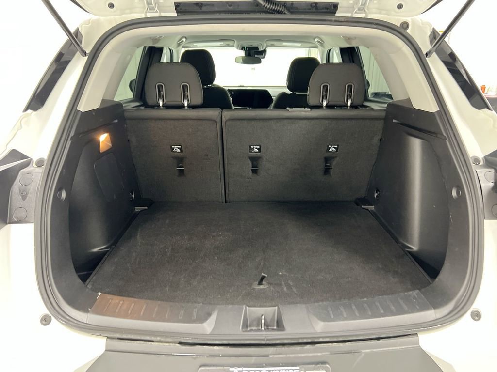 Used 2025 Chevrolet TrailBlazer LT image 23