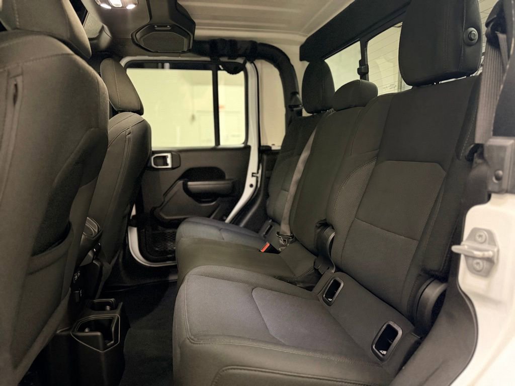 Used 2022 Jeep Gladiator Sport AWD/4WD image 21