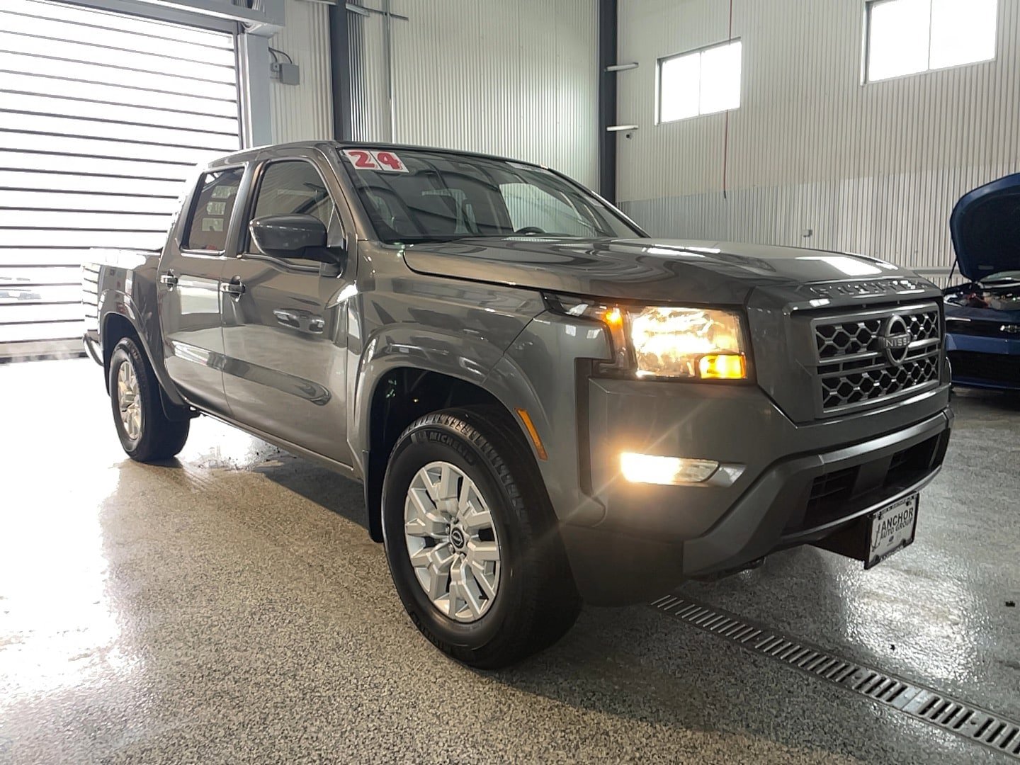 Used 2024 Nissan Frontier SV w/ SV Convenience Package AWD/4WD image 1