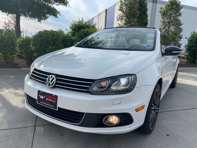 Used 2014 Volkswagen Eos FWD image 3