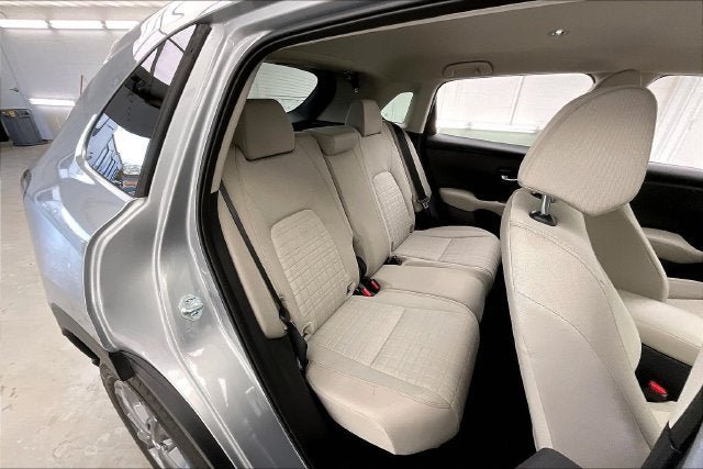 Certified 2027 Honda HR-V LX image 18