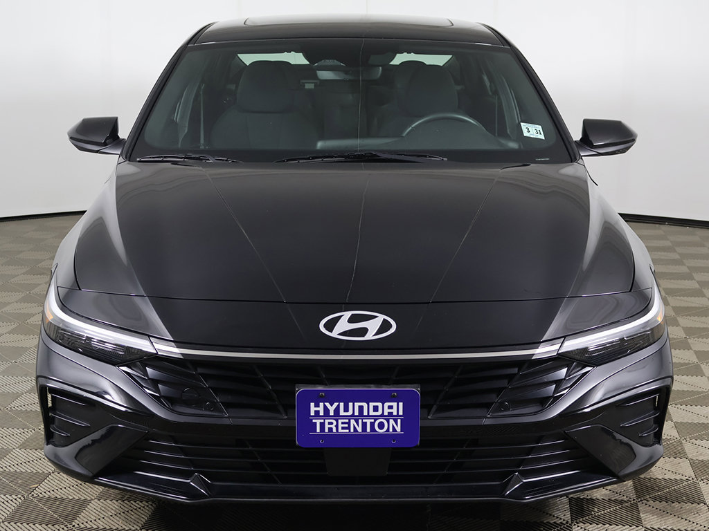 Certified 2026 Hyundai Elantra SEL Sport Premium w/ Cargo Package FWD image 12