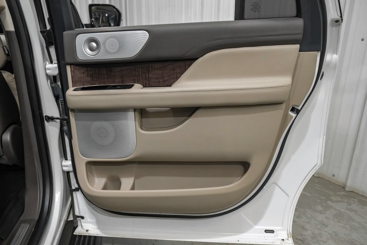 Used 2022 Lincoln Navigator L Reserve AWD/4WD image 49