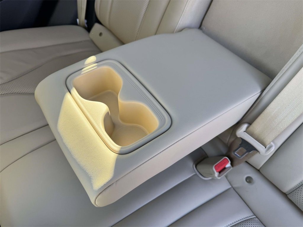 Certified 2024 Acura RDX w/ Technology Package image 11