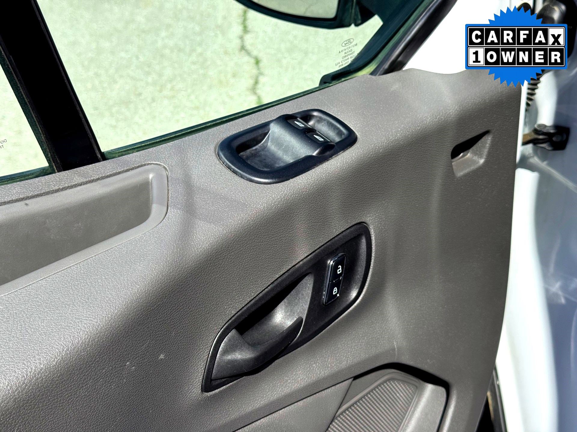 Used 2024 Ford Transit 350 XLT image 18