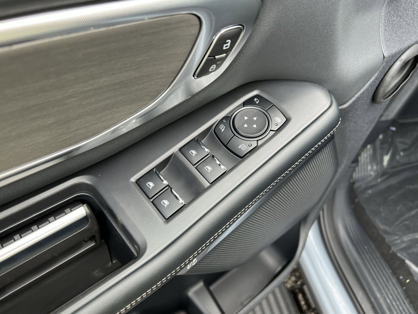 New 2025 Ford Expedition Platinum w/ Driver's Package image 15