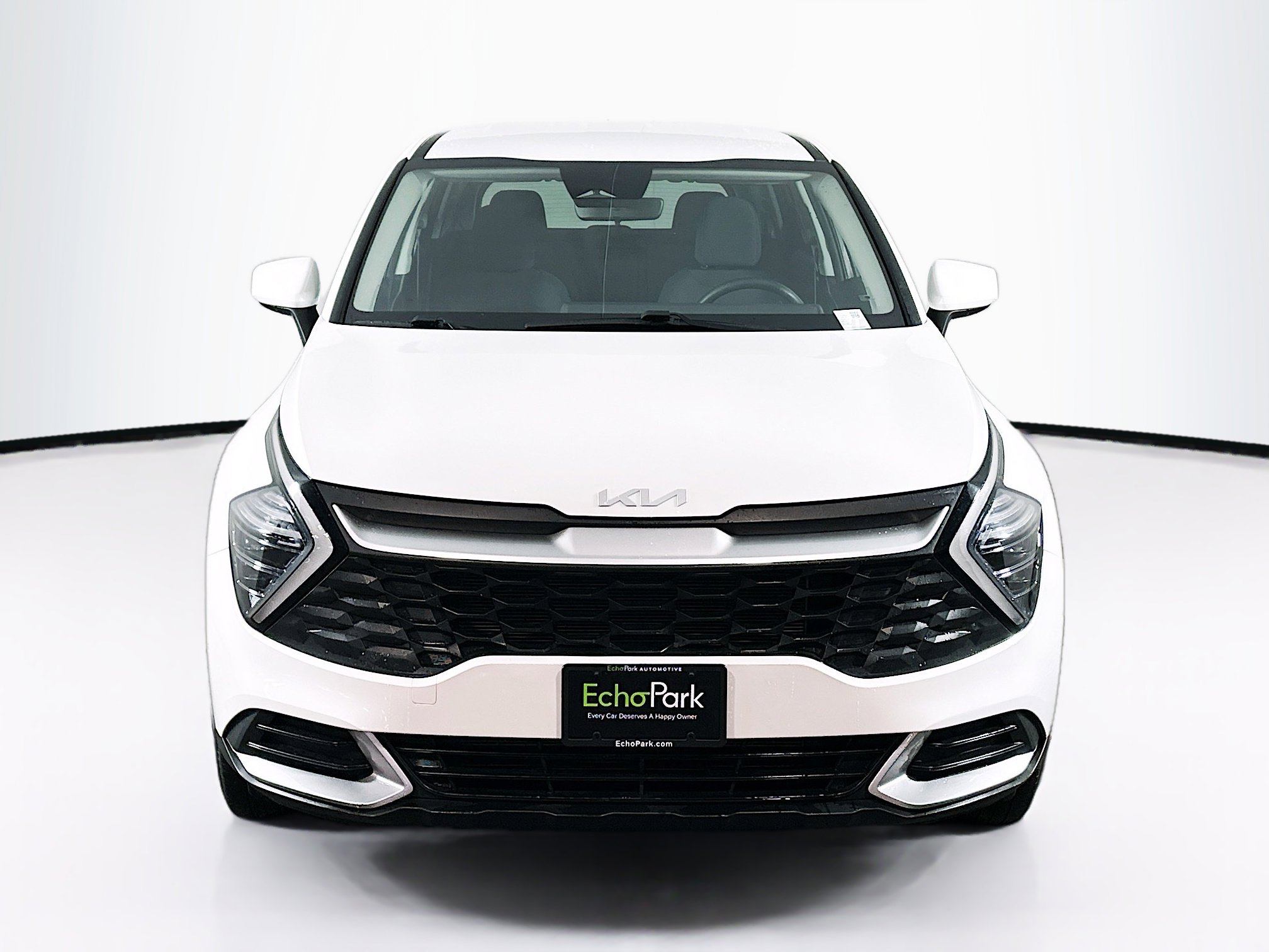 Used 2024 Kia Sportage LX image 2