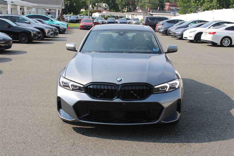 Used 2026 BMW 330i xDrive Sedan AWD/4WD image 3