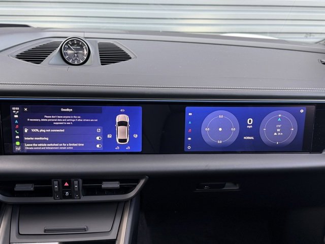 New 2025 Porsche Macan Turbo Electric image 29