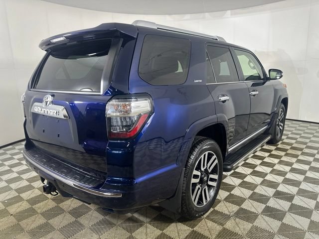 Used 2023 Toyota 4Runner Limited AWD/4WD image 7